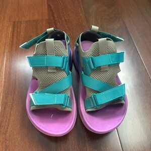 Used TEVA Women’s Aventrail Running Sandal US Size 7